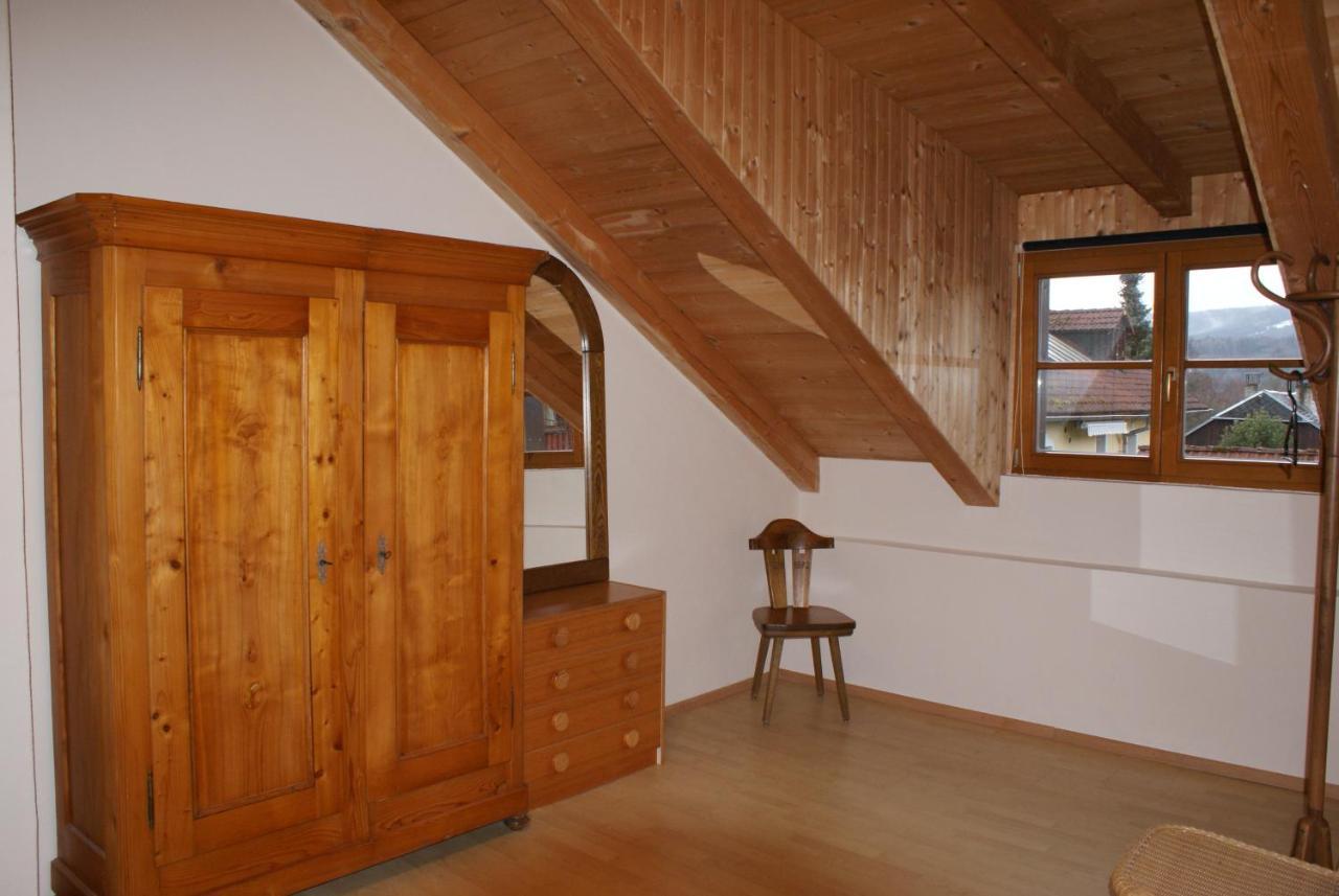 Rustikale Und Grosszuegige Ferienwohnung Kasperske Hory Exterior photo